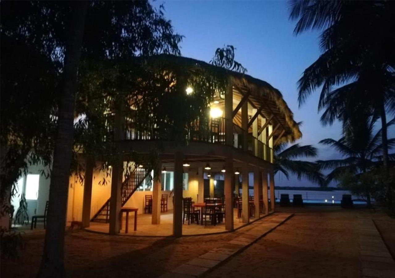 The Blue Lagoon Resort קלפיטייה מראה חיצוני תמונה